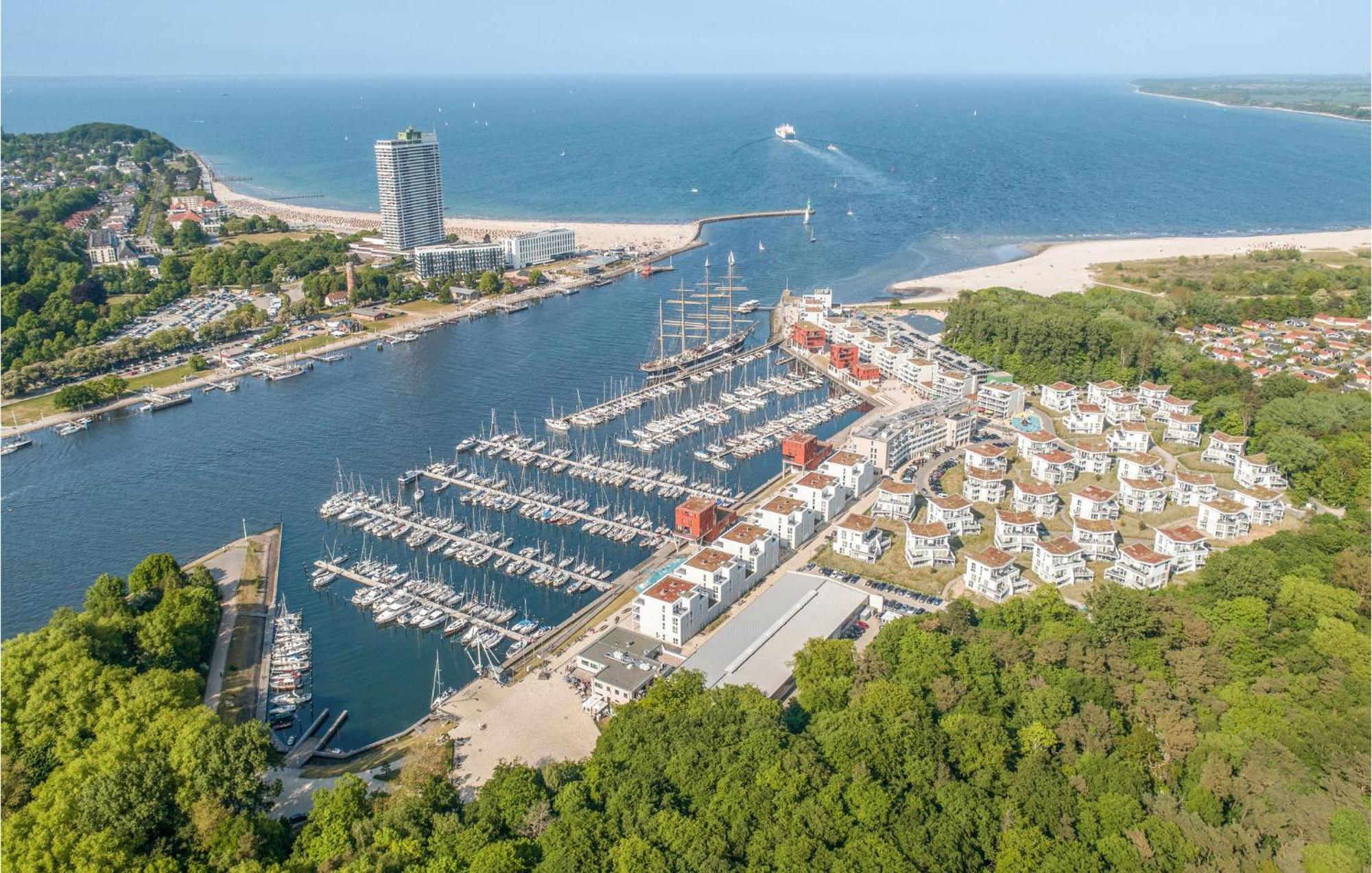 Apartment Cozy In Travemuende With Sauna Lübeck